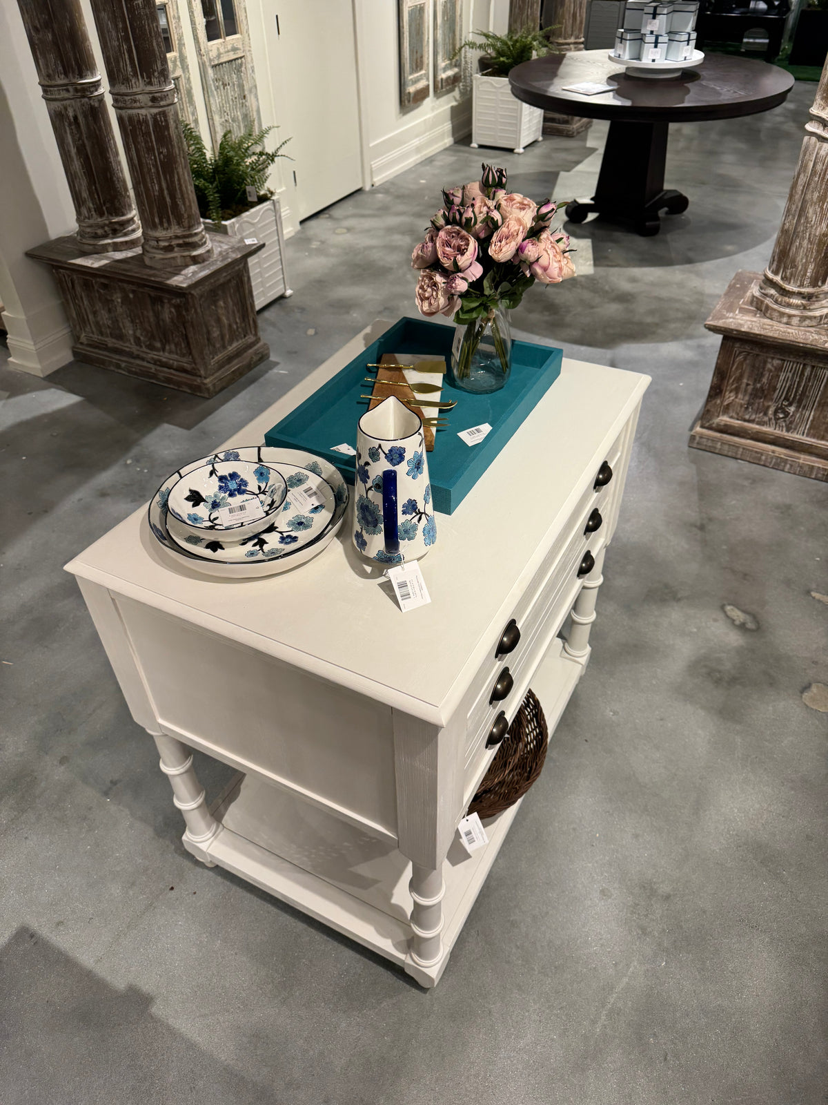 Small Farmhouse Kitchen Island in white, Small wood kitchen island in white