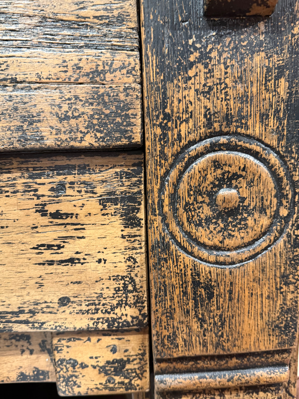 Charleston Fireplace Surround | Mantel