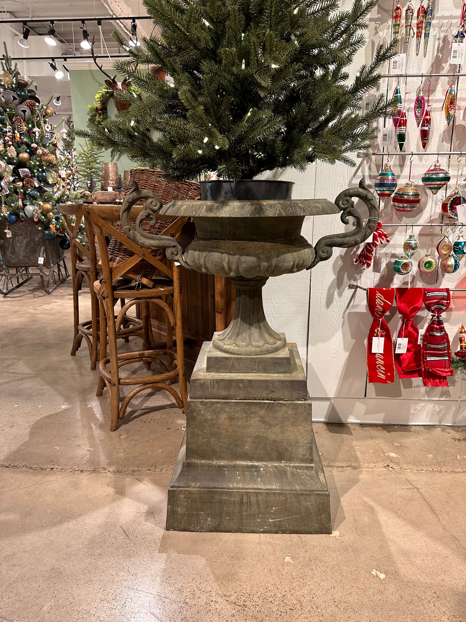 Restoration Hardware Cast Iron Urns for sale, Antique Cast Iron Garden Urns for sale