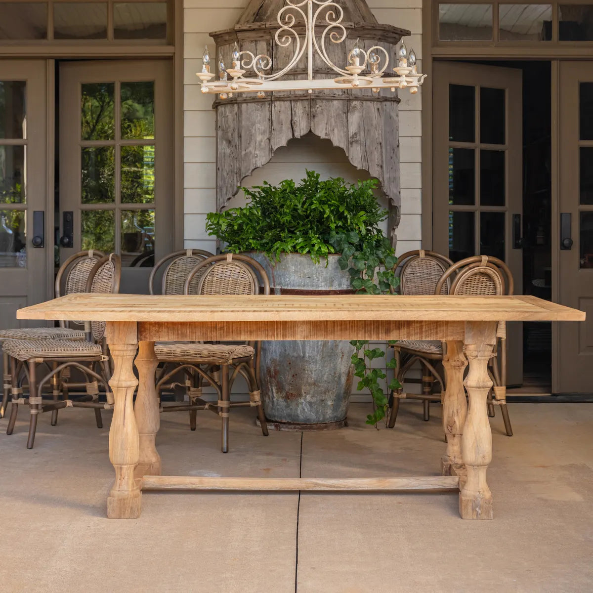 Restoration hardware table for sale deals