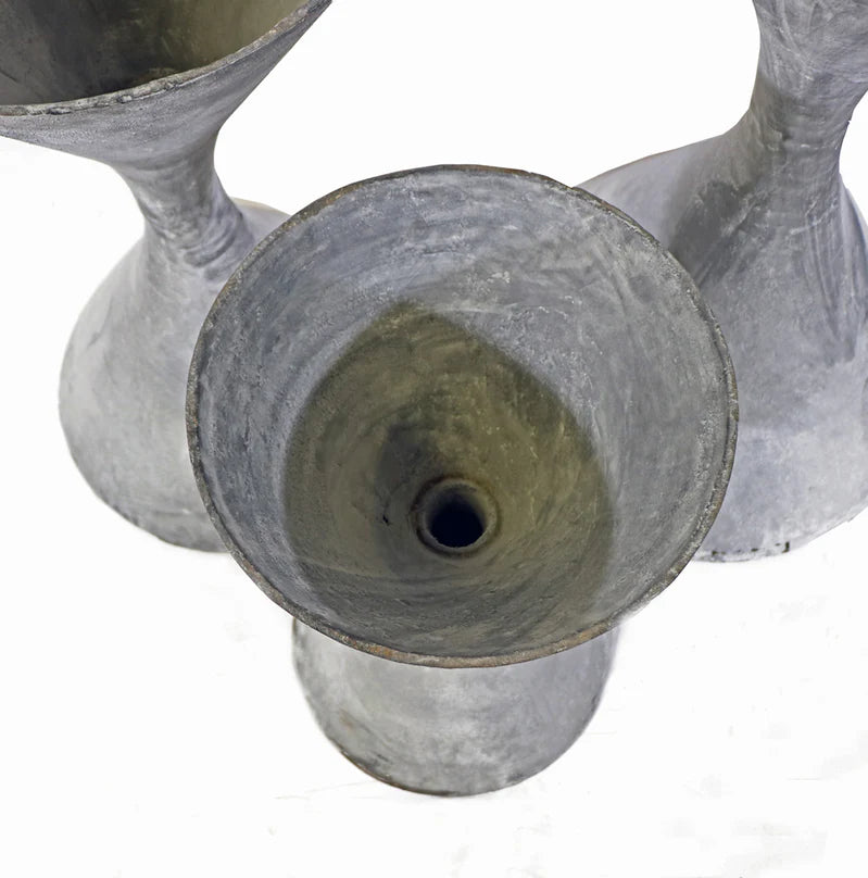 SPINDLE PLANTERS