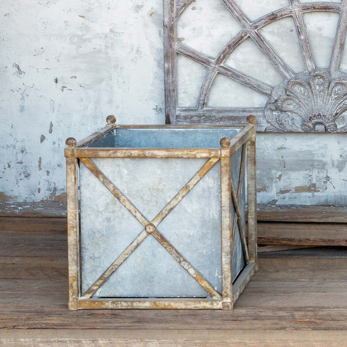 Large Iron Estate Planters Park Hill, Antique Estate Planters