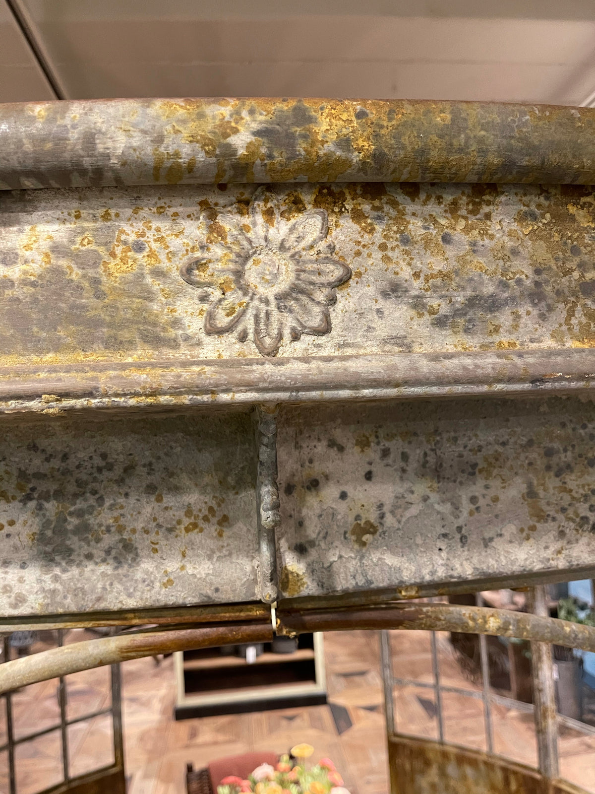 Aged Estate Gazebo the alley exchange